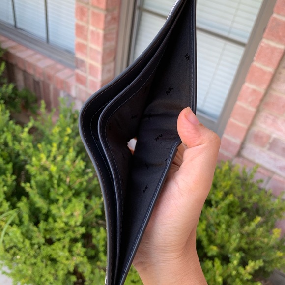 Michael Kors Cooper Bifold Men's Wallet - Picture 3 of 4